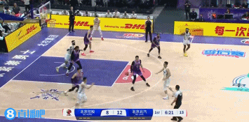 谈球吧体育app下载很坚决！陈盈骏借掩护先中三分&翟晓川三分空心再中 打停北控！