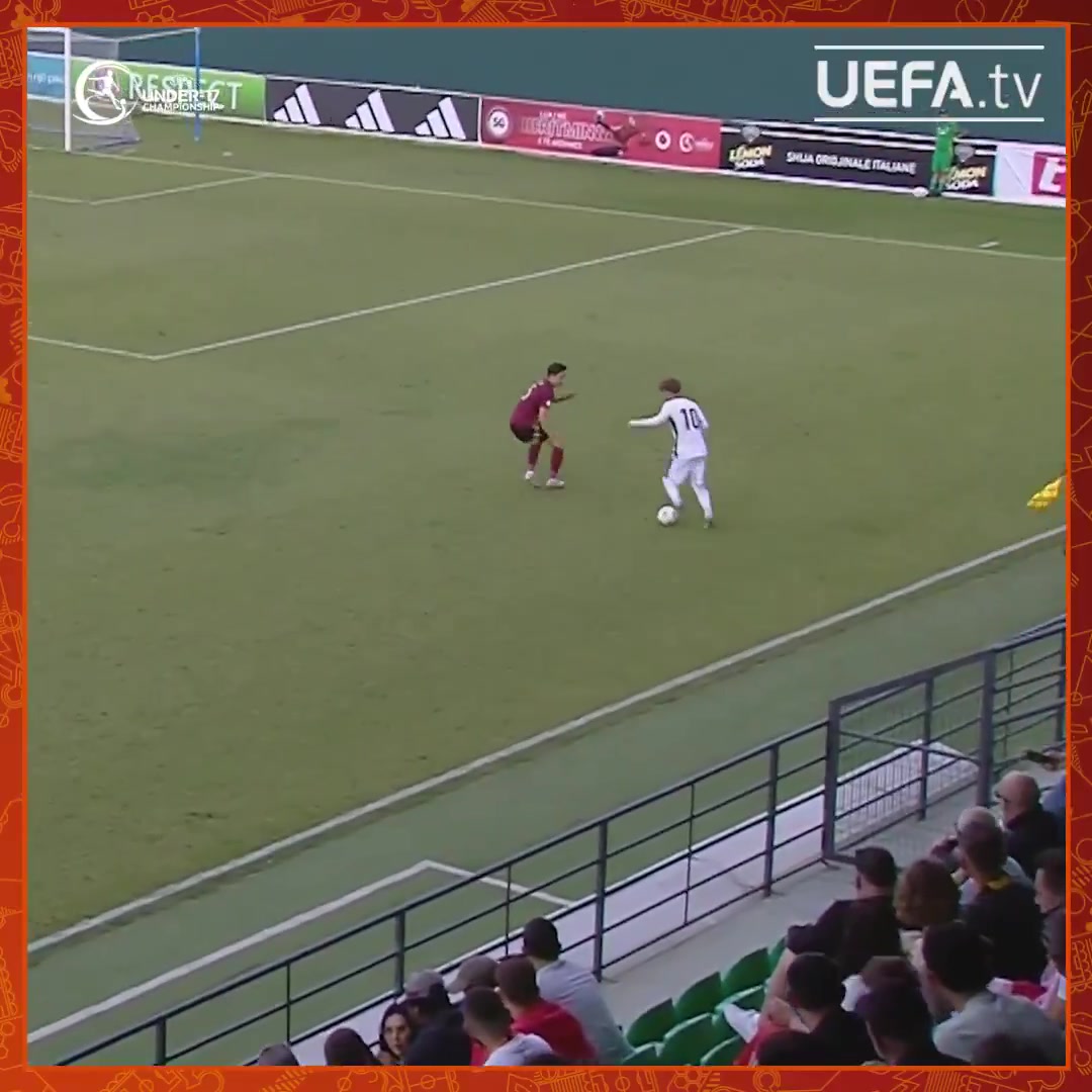 谈球吧体育官网入口未来之星🌟15岁枪手小将道曼闪耀欧少赛 一条龙破门+手术刀直塞